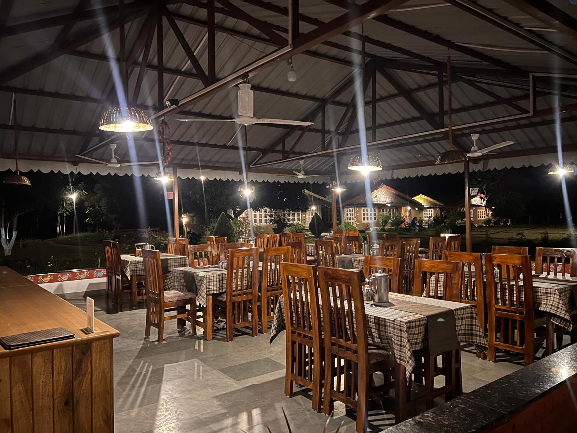 Wow Stayz2 Pachmarhi Foothill Cottages Zewnętrze zdjęcie