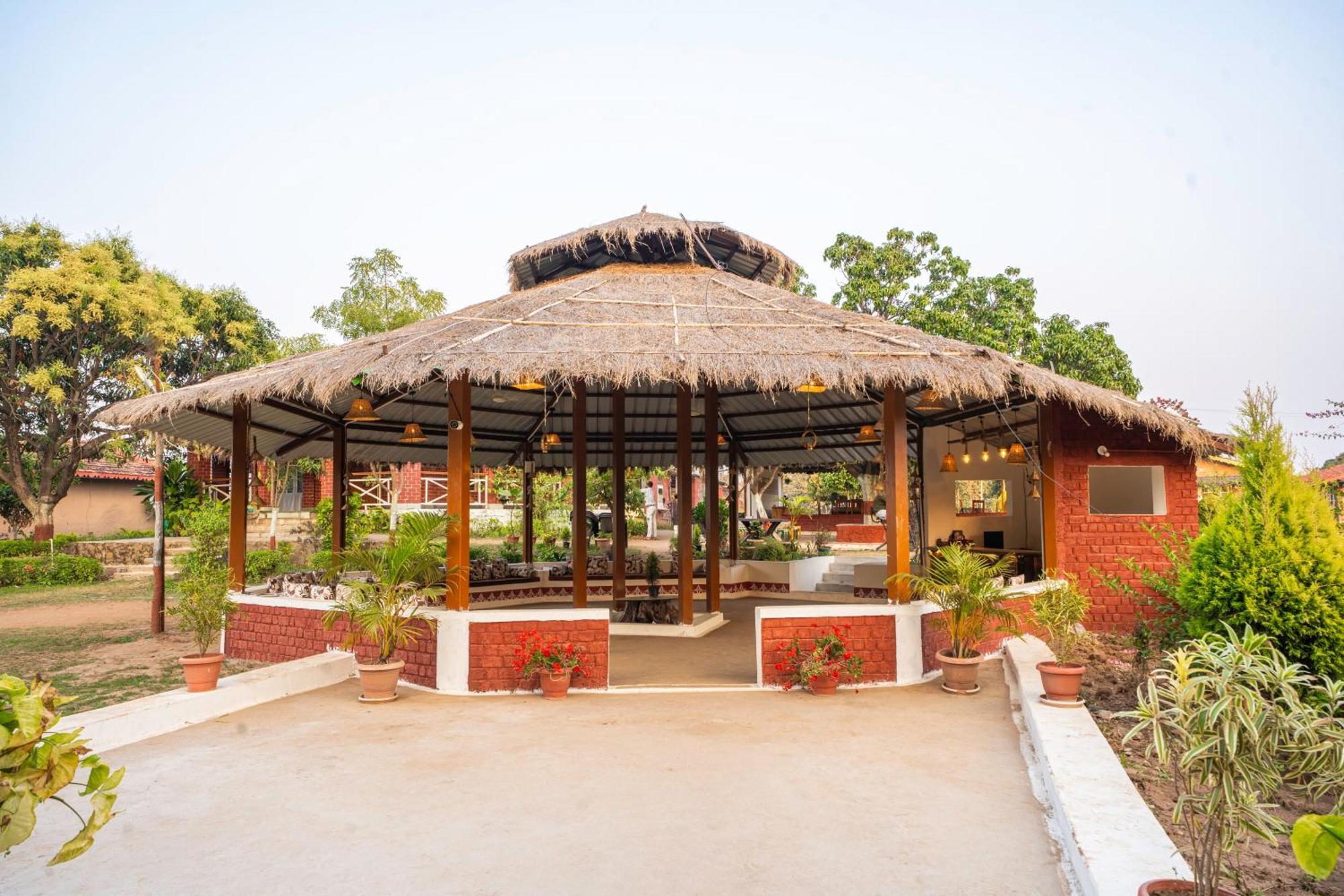 Wow Stayz2 Pachmarhi Foothill Cottages Zewnętrze zdjęcie